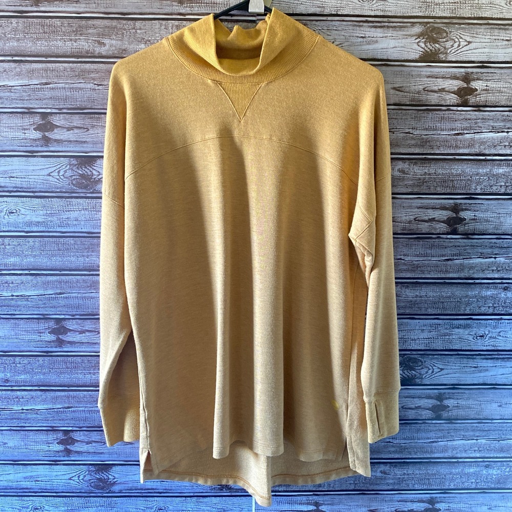 LL Bean Women's Long-Sleeved Top Size L Petite Logo‎ Thumbholes Mock Neck